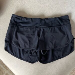 Good condition Lululemon Black Speed Up Shorts, Size 8